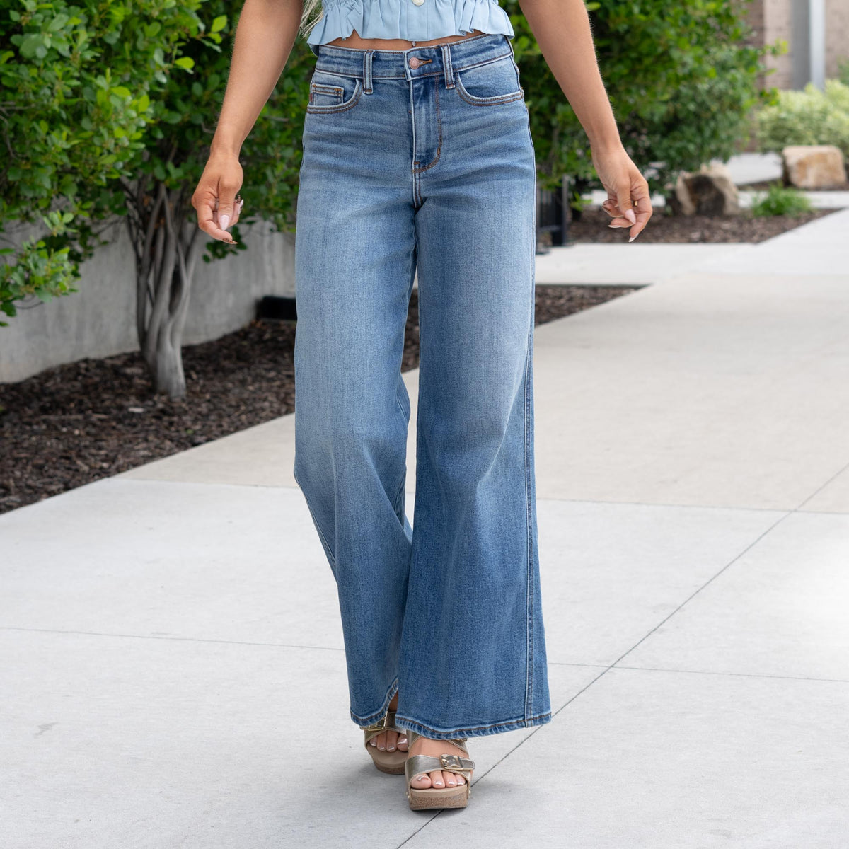 Judy Blue Sienna Mid Rise Retro Wide Leg Medium Blue Regular & Plus Sizes