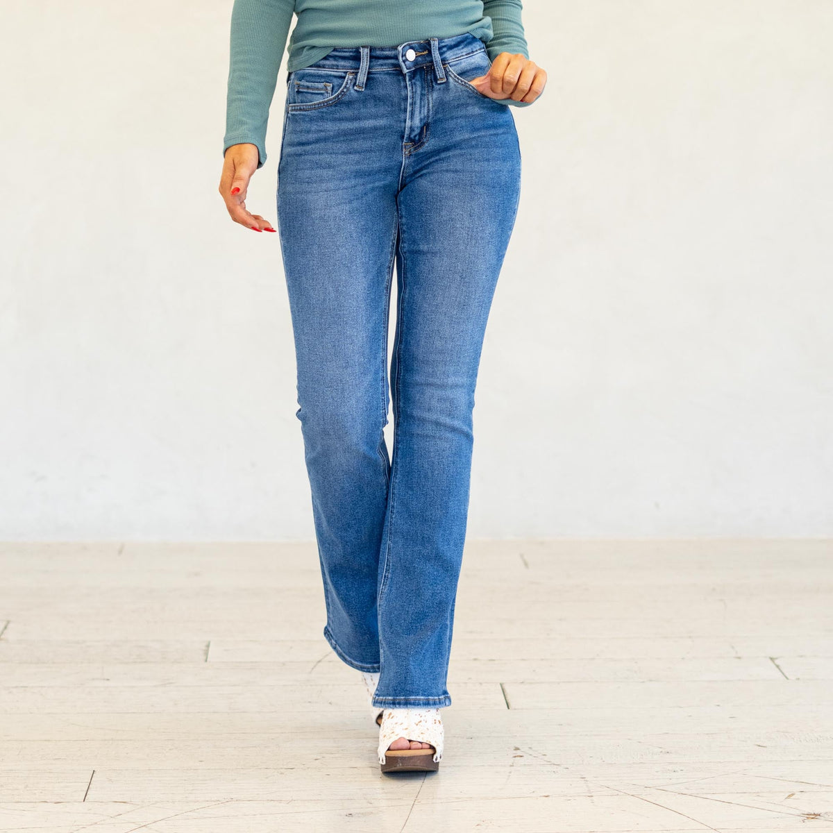 Lovervet Radiant High Rise Bootcut Jeans Medium Blue Wash