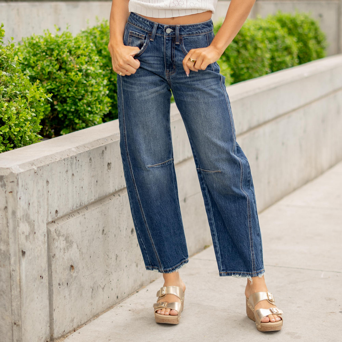 VERVET Jadeite High Rise Barrel Jeans Dark Blue Wash