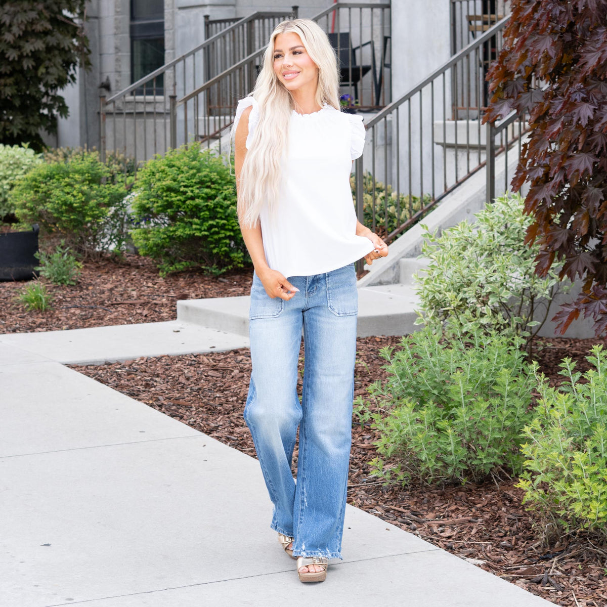 Alexis Sleeveless Ruffle Neck Top - White