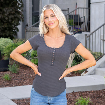 Henley Tee Grey