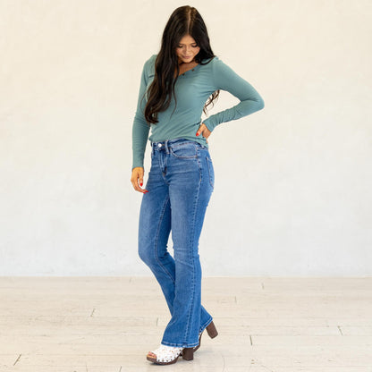 Lovervet Radiant High Rise Bootcut Jeans Medium Blue Wash
